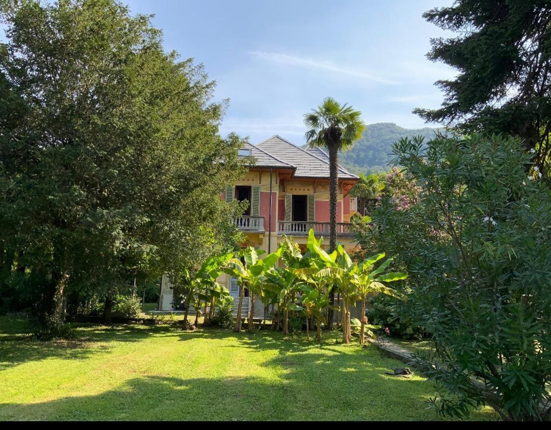 Villa Del Castanar Maccagno Екстериор снимка
