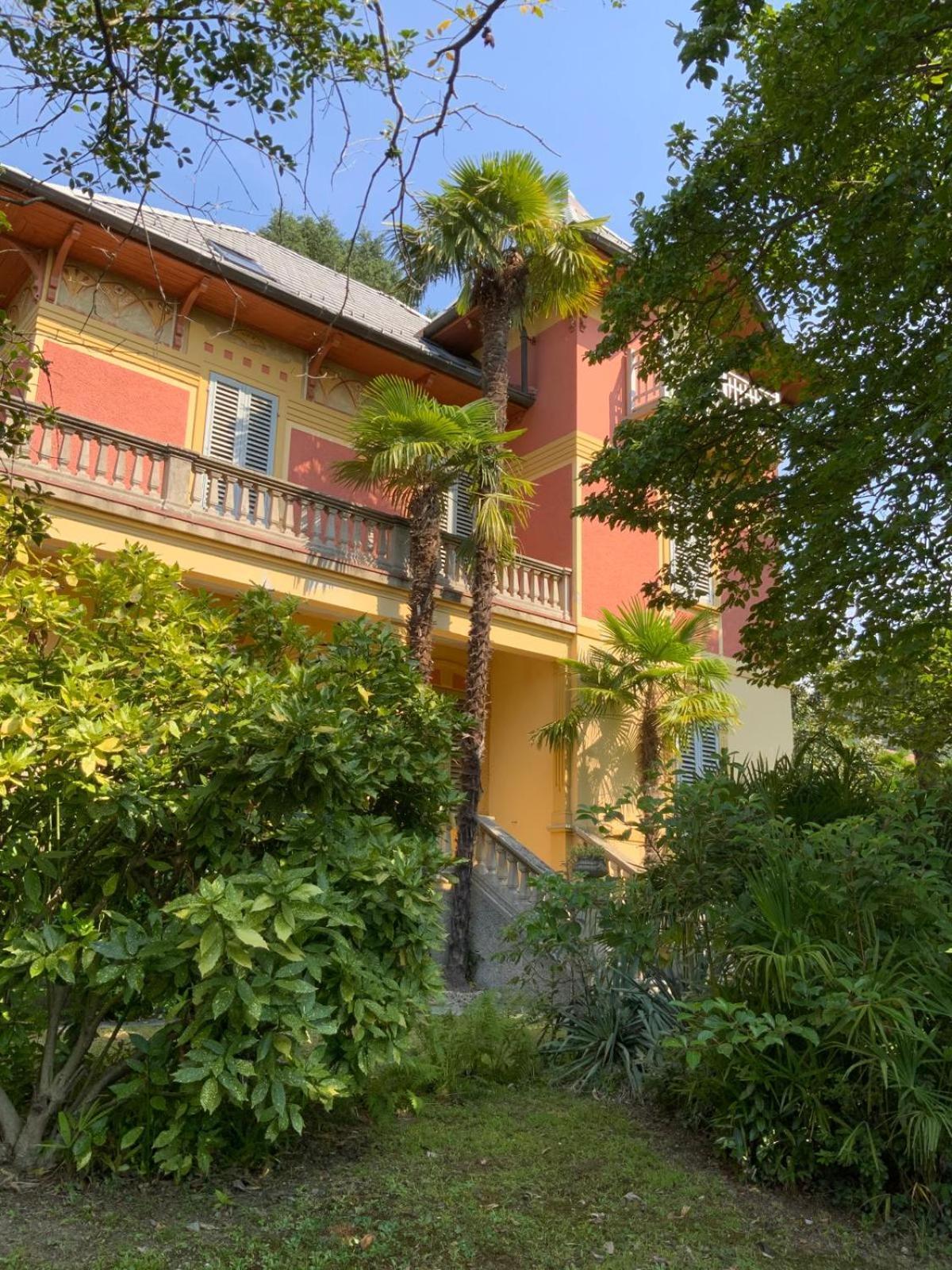 Villa Del Castanar Maccagno Екстериор снимка